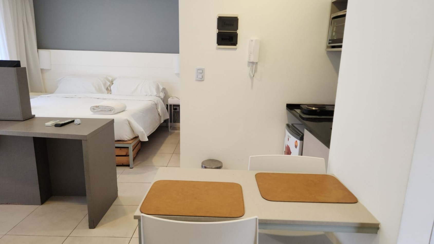 Departamento amoblado - Balcarce 608