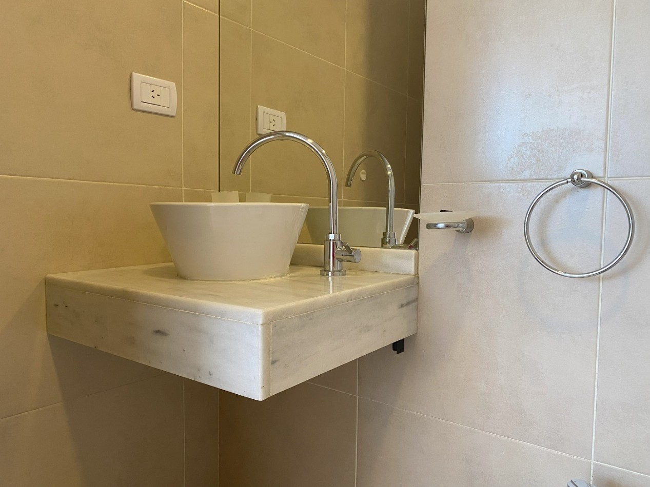 Departamento Amoblado en Congreso - Monoambiente Grande con doble Balcon. 