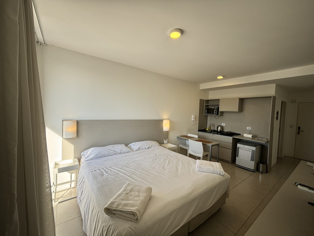 Departamento Amoblado en Congreso - Monoambiente mediano.