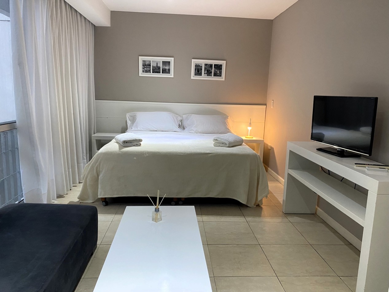 Departamento Amoblado - Riva 35