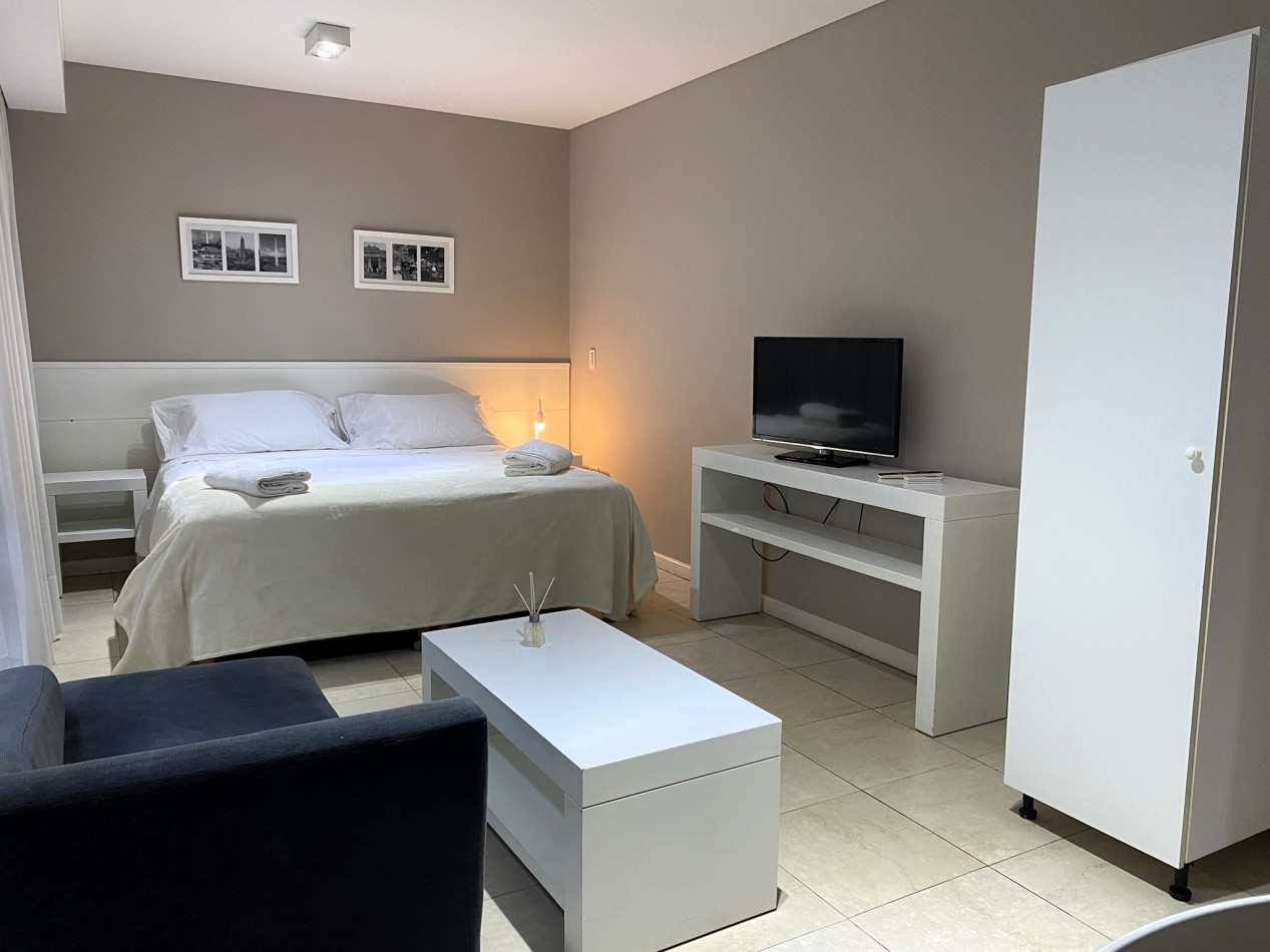 Departamento Amoblado - Riva 35